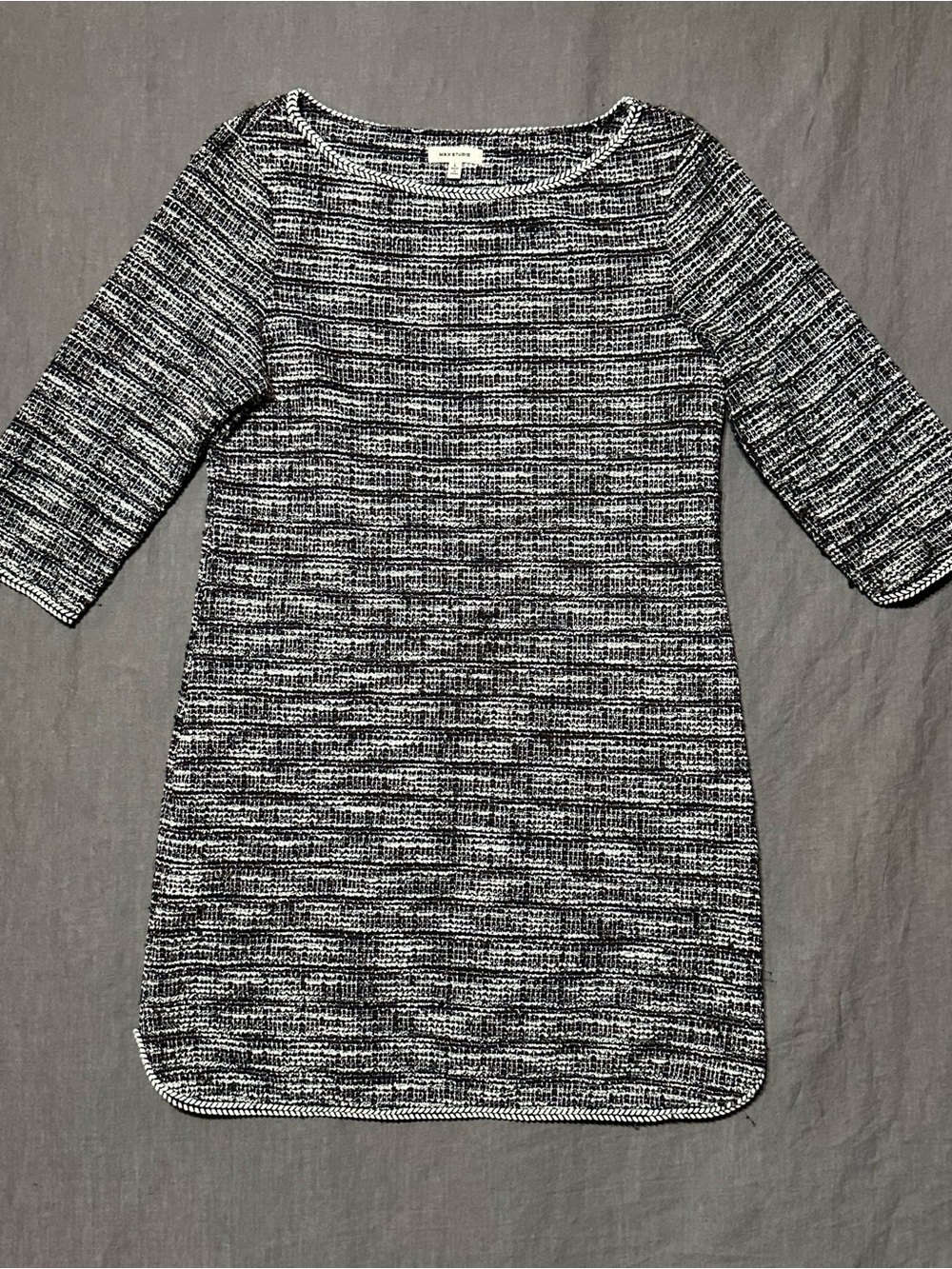 Max Studio Black & White Knit Tunic Top